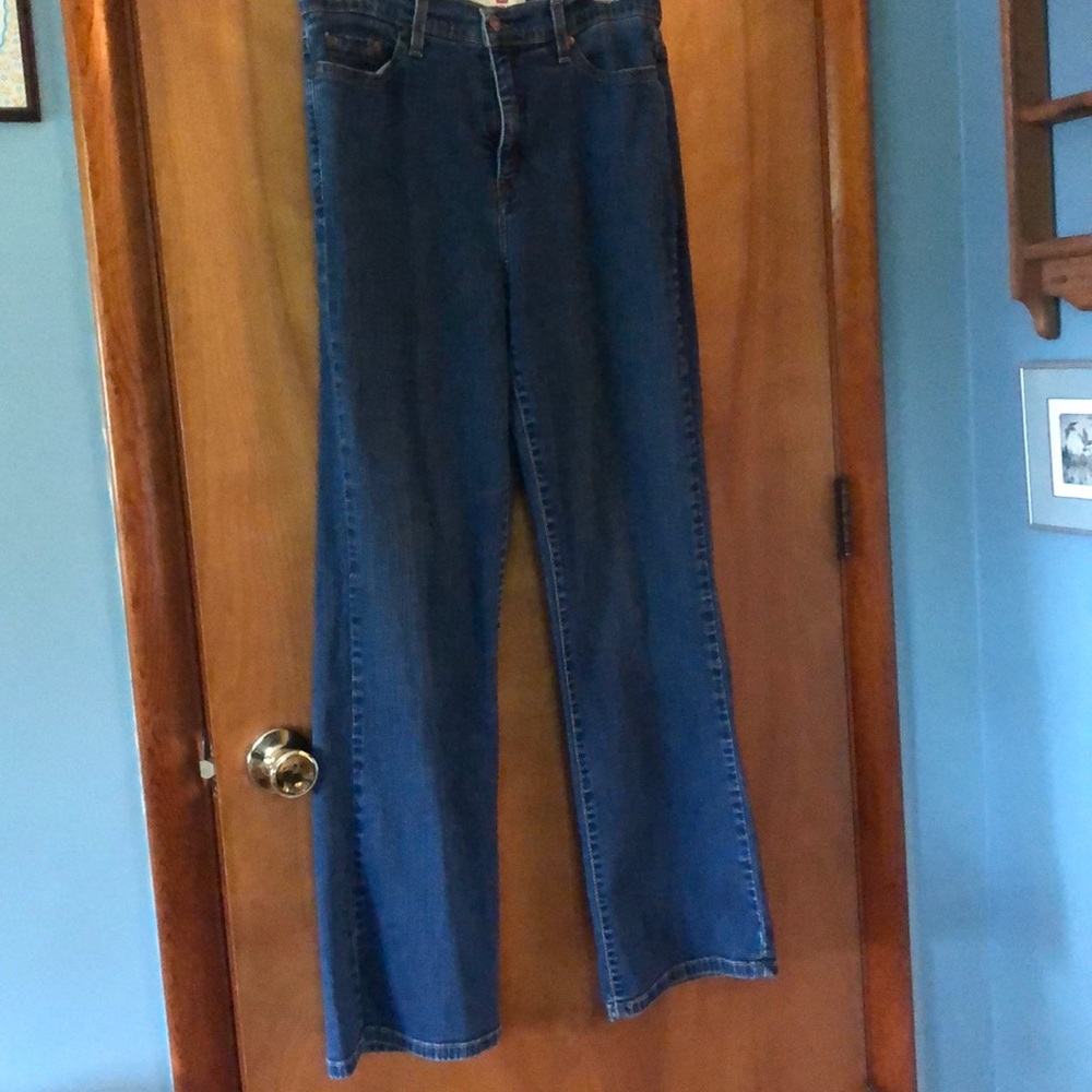 Levi jeans